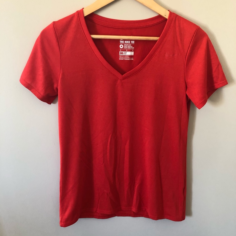 Nike VNeck NWOT